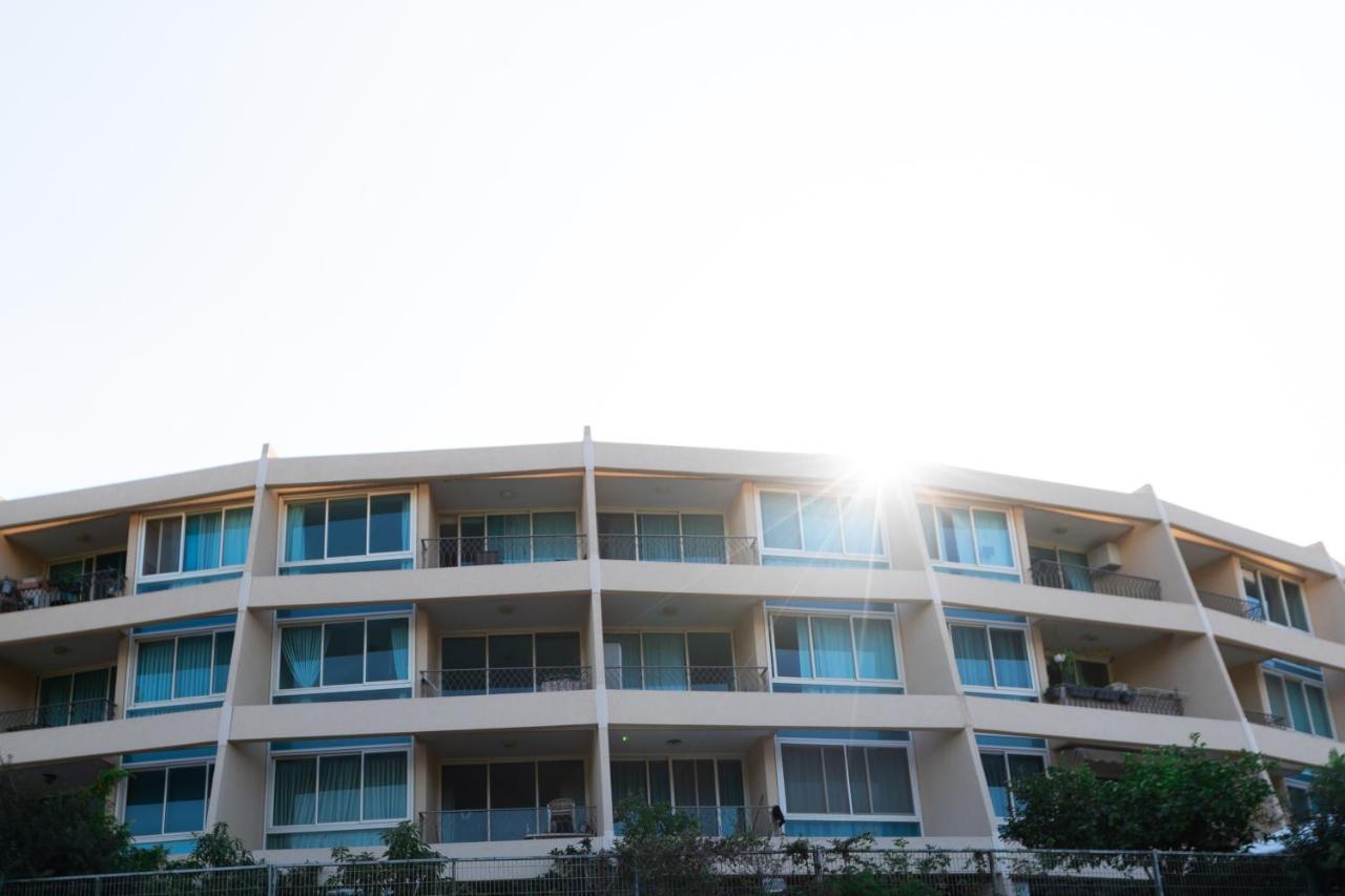 Neot Golf, Ziv'S Place 凯撒利亚 外观 照片